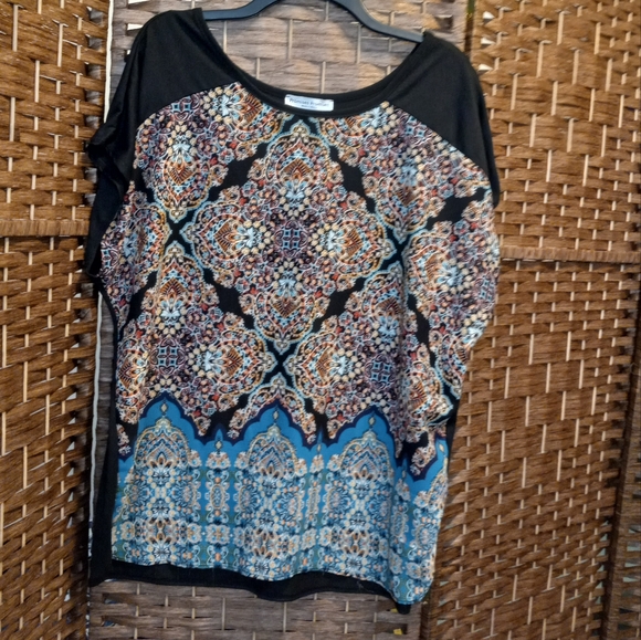 Promises Promises Plus Size Geometric Tribal Pattern Blouse Top - Picture 1 of 6